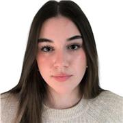 Profesora de inglés apta para todas las edades.